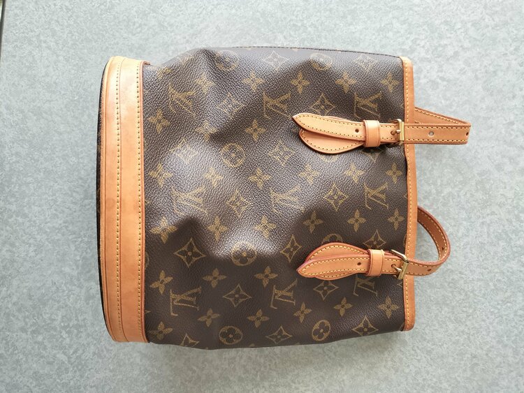 バケツタイプ（古着・ファッション）の商品画像 - 査定依頼日：2025年12月13日 - 最高査定価格：35,000円