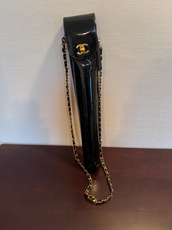 ケース付傘（エナメル）（ブランド財布・小物）の商品画像 - 査定依頼日：2026年1月5日 - 最高査定価格：40,000円