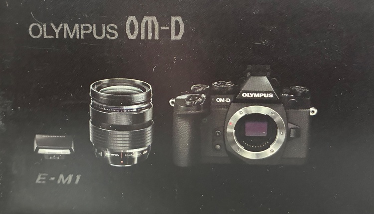 OLYMPUS OM-D E-M1 12-40mm F2.8 PROレンズキット（カメラ）の商品画像 - 査定依頼日：2026年7月24日 - 最高査定価格：60,000円