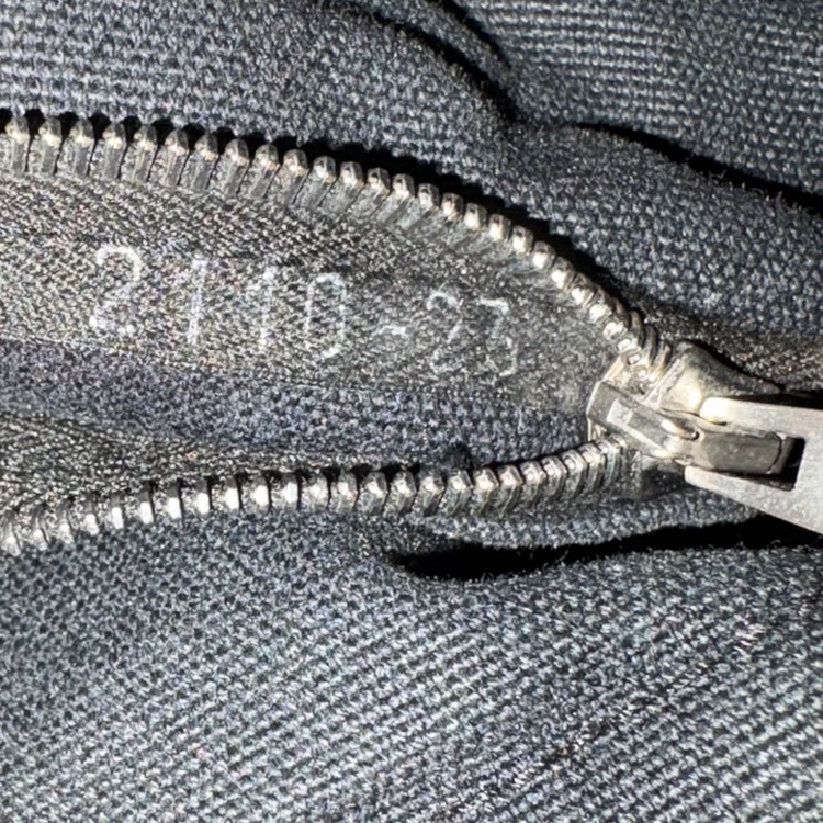 エルメス フールトゥ PM トートバッグ キャンパス地 黒系（ブランドバッグ）の商品画像 - 査定依頼日：2025年10月1日 - 最高査定価格：8,000円