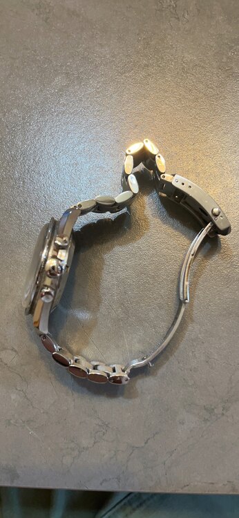 オメガ スピードマスター 3570.50（高級時計）の商品画像 - 査定依頼日：2025年5月16日 - 最高査定価格：470,000円