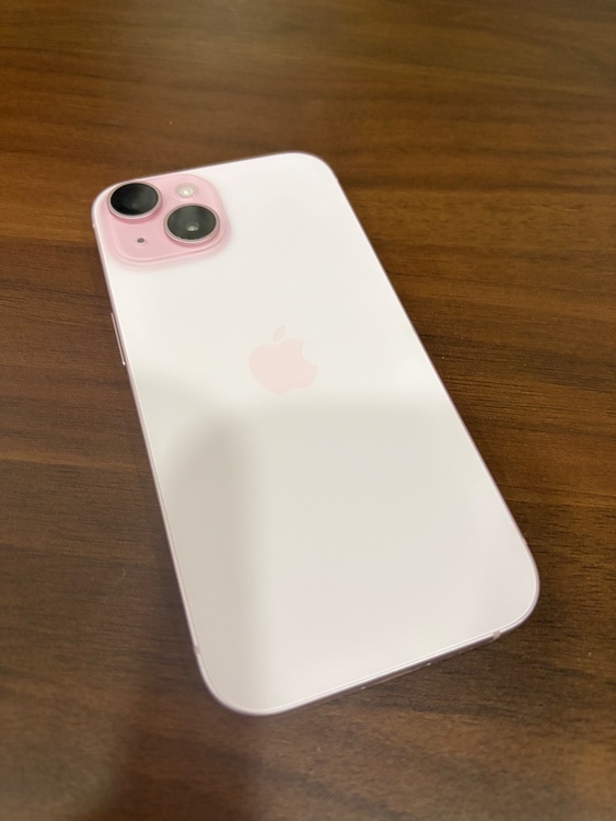 ・iPhone 15 ・カラー：ピンク ・容量：128GB ・SIMロックなし（SIMフリー） ・バッテリー最大容量：83% ・充放電回数：919回 ・動作確認済み（スマホ）の商品画像 - 査定依頼日：2026年7月17日 - 最高査定価格：63,000円