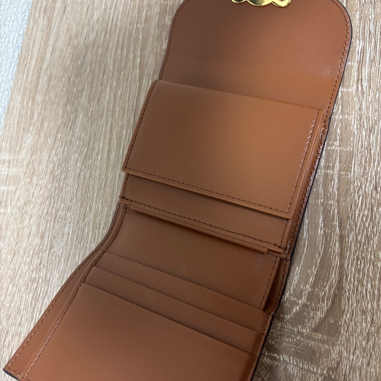 セリーヌ  （ブランドバッグ）の商品画像 - 査定依頼日：2025年7月6日 - 最高査定価格：45,000円