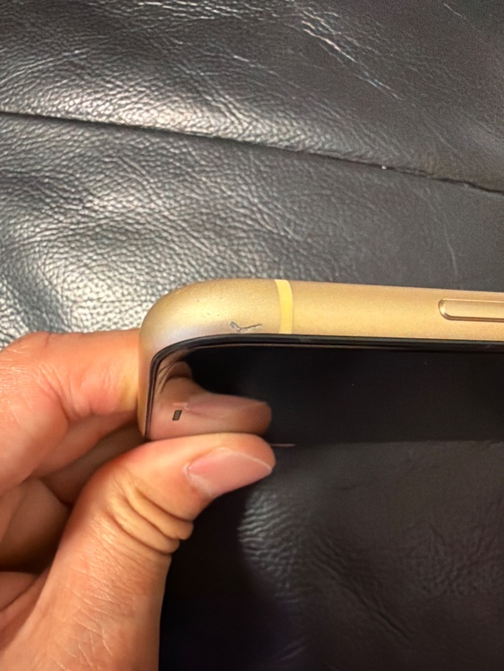 iPhoneXR 128GB yellow（スマホ）の商品画像 - 査定依頼日：2026年8月11日 - 最高査定価格：8,000円