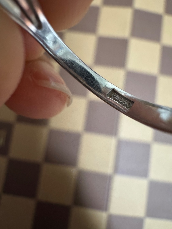 ルビー（金・貴金属）の商品画像 - 査定依頼日：2026年4月5日 - 最高査定価格：100,000円