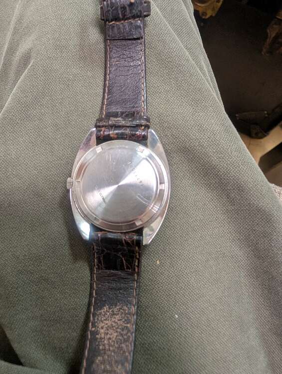 その他 ロンジン ウルトラクロン　くろのめーたー（高級時計）の商品画像 - 査定依頼日：2025年4月29日 - 最高査定価格：30,500円