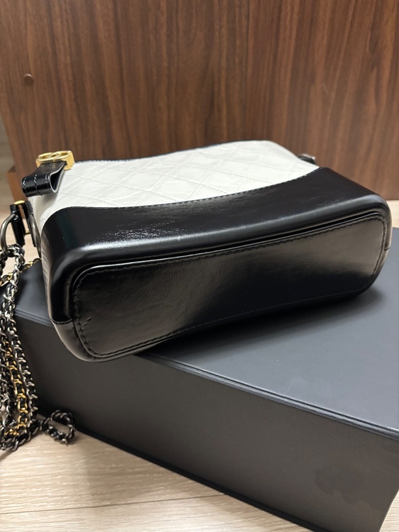 ガブリエル（ブランドバッグ）の商品画像 - 査定依頼日：2025年12月9日 - 最高査定価格：587,000円