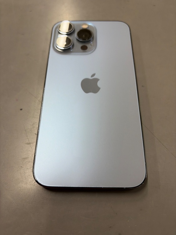 iPhone 13 Pro 256GB SIMフリー（スマホ）の商品画像 - 査定依頼日：2026年2月13日 - 最高査定価格：53,000円