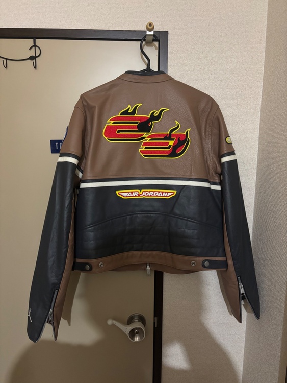  cactus jack jordan レザージャケット（古着・ファッション）の商品画像 - 査定依頼日：2026年3月6日 - 最高査定価格：15,000円