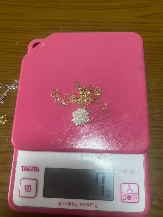 金とダイヤモンド（金・貴金属）の商品画像 - 査定依頼日：2026年3月21日 - 最高査定価格：700,000円