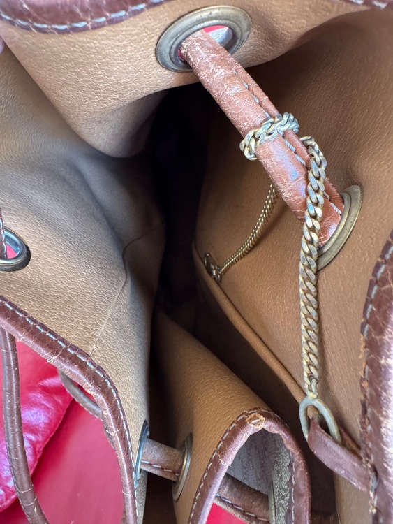 リュック（ブランドバッグ）の商品画像 - 査定依頼日：2026年2月12日 - 最高査定価格：7,000円