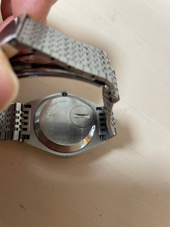 753562（高級時計）の商品画像 - 査定依頼日：2025年1月25日 - 最高査定価格：5,000円