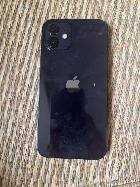 iPhone12（スマホ）の商品画像 - 査定依頼日：2026年7月6日 - 最高査定価格：35,000円