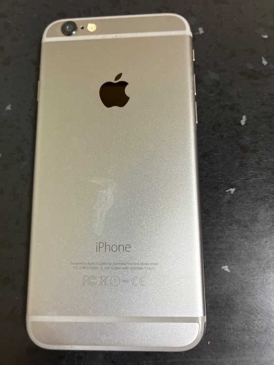 iPhone6s 16GB Softbank（スマホ）の商品画像 - 査定依頼日：2026年4月15日 - 最高査定価格：100,000円