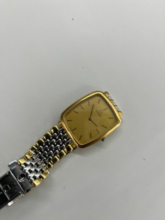 オメガ デ･ビル 分かりません（高級時計）の商品画像 - 査定依頼日：2025年7月4日 - 最高査定価格：300,000円