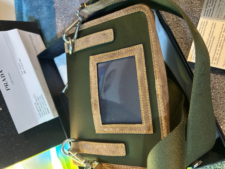 プラダ  （ブランドバッグ）の商品画像 - 査定依頼日：2026年3月26日 - 最高査定価格：60,000円