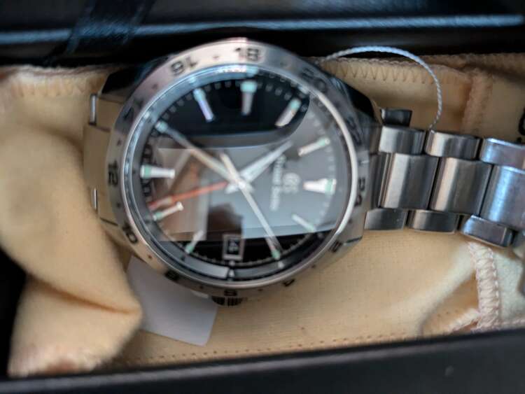 グランドセイコーGmT（高級時計）の商品画像 - 査定依頼日：2025年5月14日 - 最高査定価格：210,000円