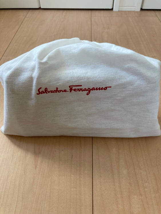 バッグ（ブランドバッグ）の商品画像 - 査定依頼日：2025年6月17日 - 最高査定価格：13,000円