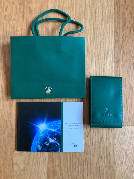 ロレックス GMTマスター 116710k（高級時計）の商品画像 - 査定依頼日：2025年10月18日 - 最高査定価格：1,800,000円