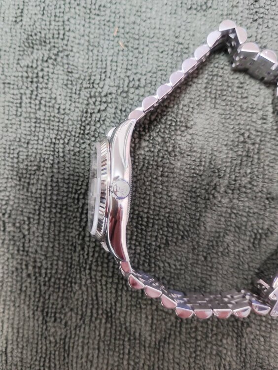 ロレックス デイトジャスト （高級時計）の商品画像 - 査定依頼日：2025年12月27日 - 最高査定価格：1,400,000円