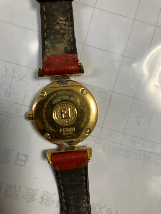 その他 その他 フェンディレディースprologi005-2700L-88（高級時計）の商品画像 - 査定依頼日：2025年3月8日 - 最高査定価格：8,000円