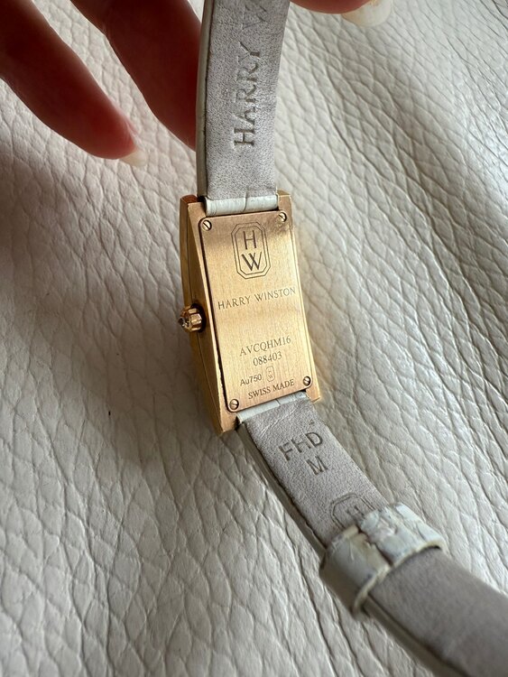 ハリーウィンストン AVCQHM16RR045 （高級時計）の商品画像 - 査定依頼日：2025年5月17日 - 最高査定価格：1,000,000円
