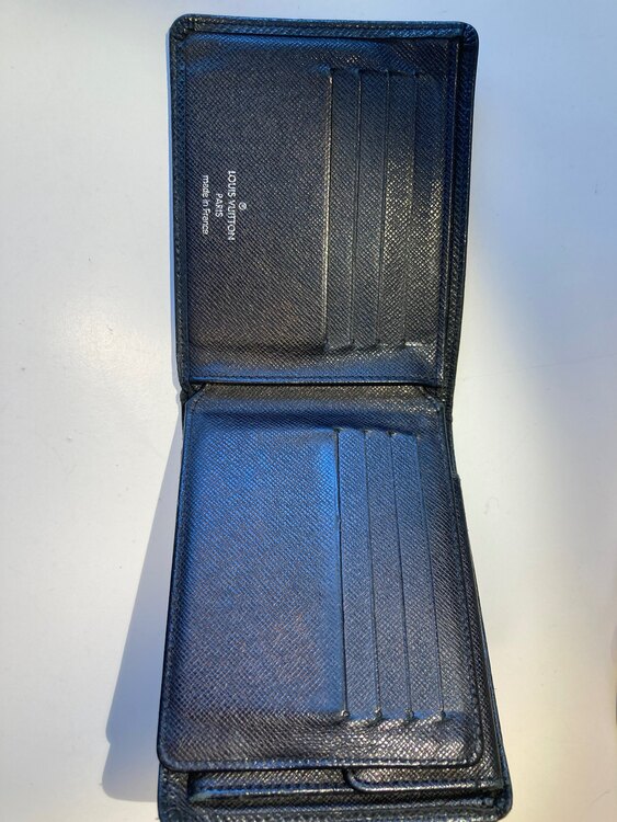 ルイヴィトン タイガ （ブランドバッグ）の商品画像 - 査定依頼日：2025年4月29日 - 最高査定価格：20,000円