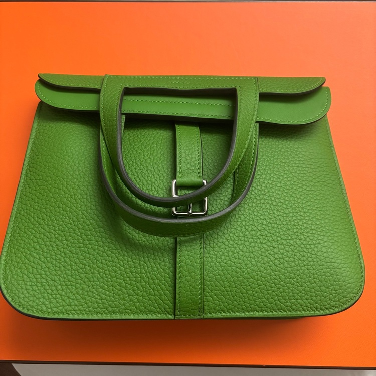 アルザン25（ブランドバッグ）の商品画像 - 査定依頼日：2025年9月30日 - 最高査定価格：700,000円