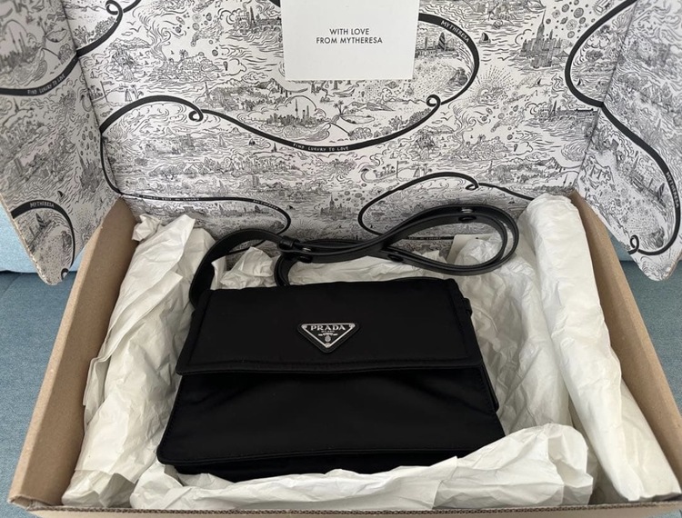 プラダ  （ブランドバッグ）の商品画像 - 査定依頼日：2025年12月14日 - 最高査定価格：180,000円