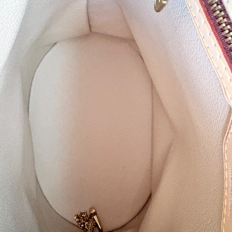 ルイヴィトン モノグラム （ブランドバッグ）の商品画像 - 査定依頼日：2026年4月24日 - 最高査定価格：100,000円