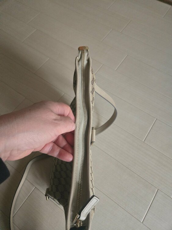 キャンパス地GGマーク（ブランドバッグ）の商品画像 - 査定依頼日：2026年2月7日 - 最高査定価格：100,000円