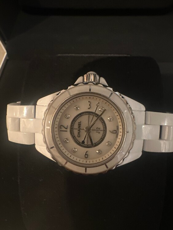 シャネル J12 Ｈ253（高級時計）の商品画像 - 査定依頼日：2025年4月21日 - 最高査定価格：350,000円