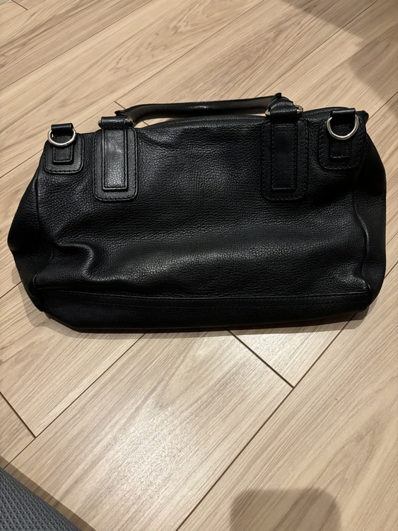 ジバンシィ（ブランドバッグ）の商品画像 - 査定依頼日：2025年1月21日 - 最高査定価格：20,000円