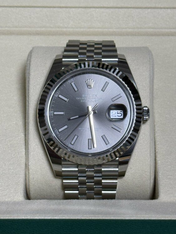 ロレックス デイトジャスト （高級時計）の商品画像 - 査定依頼日：2025年12月7日 - 最高査定価格：2,350,000円