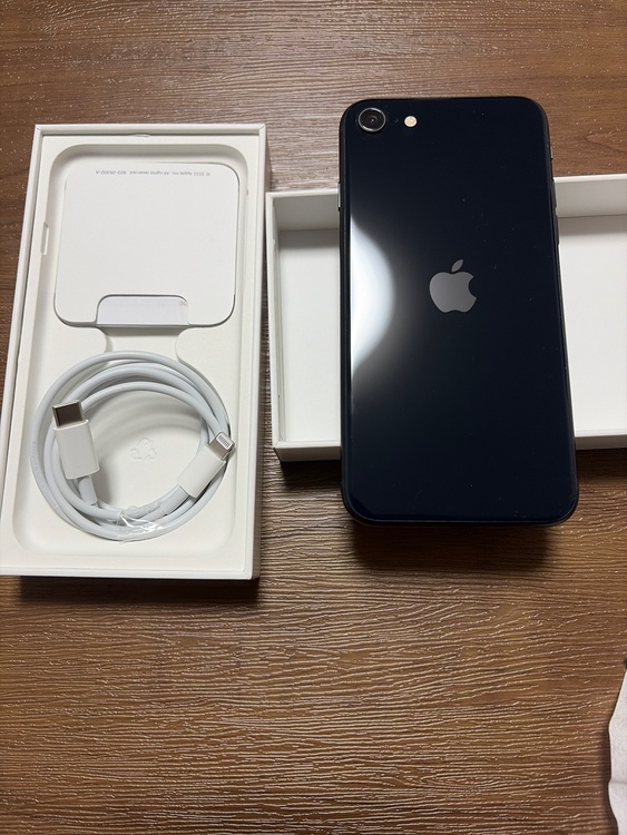 iPhone iPhone SE (第 3 世代) 128GB 楽天モバイル（スマホ）の商品画像 - 査定依頼日：2026年5月25日 - 最高査定価格：20,000円