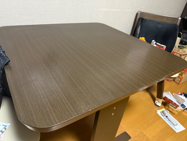 テーブル、椅子（家具・寝具）の商品画像 - 査定依頼日：2025年12月17日 - 最高査定価格：1,000円