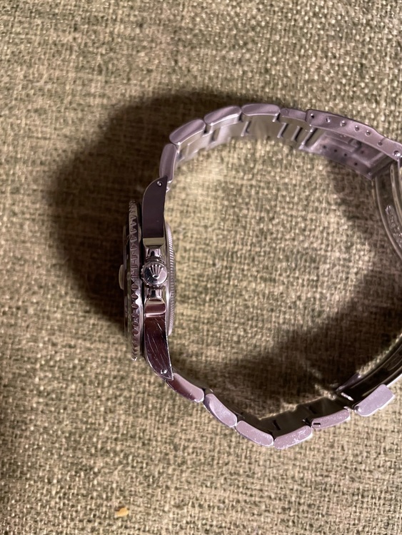 ロレックス GMTマスター 16710LN（高級時計）の商品画像 - 査定依頼日：2025年11月23日 - 最高査定価格：1,780,000円