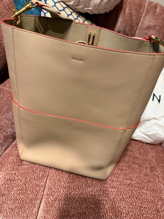 サングル（ブランドバッグ）の商品画像 - 査定依頼日：2025年12月17日 - 最高査定価格：80,000円