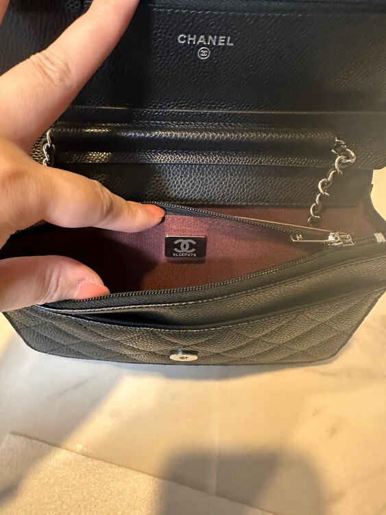 シャネル マトラッセ キャビアスキン チェーンウォレット ブラック シルバー金具（ブランドバッグ）の商品画像 - 査定依頼日：2025年2月7日 - 最高査定価格：400,000円