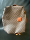 マカダムポーチ（ブランド財布・小物）の商品画像 - 査定依頼日：2025年2月5日 - 最高査定価格：8,000円