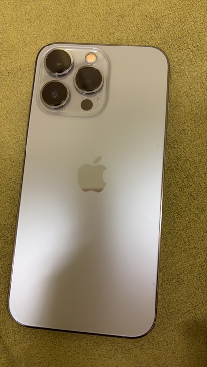 iPhone 13 Pro 512GB au（スマホ）の商品画像 - 査定依頼日：2026年2月20日 - 最高査定価格：48,000円