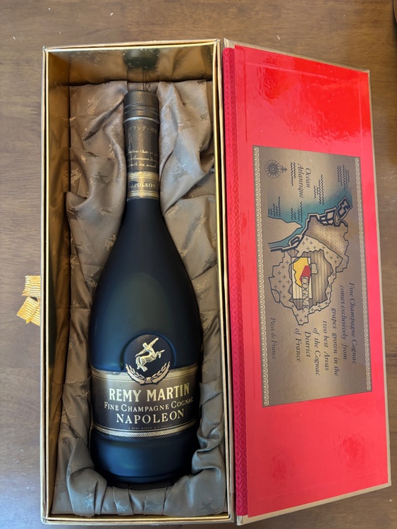 ナポレオン（お酒）の商品画像 - 査定依頼日：2026年3月12日 - 最高査定価格：1,500円
