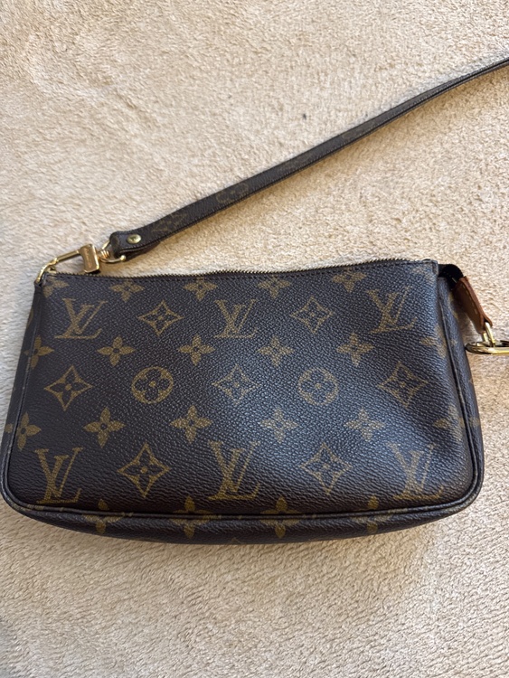 ルイヴィトン モノグラム （ブランドバッグ）の商品画像 - 査定依頼日：2026年1月21日 - 最高査定価格：62,000円