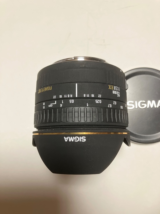 シグマフィッシュアイ15mm/2.8（カメラ）の商品画像 - 査定依頼日：2026年9月25日 - 最高査定価格：12,100円