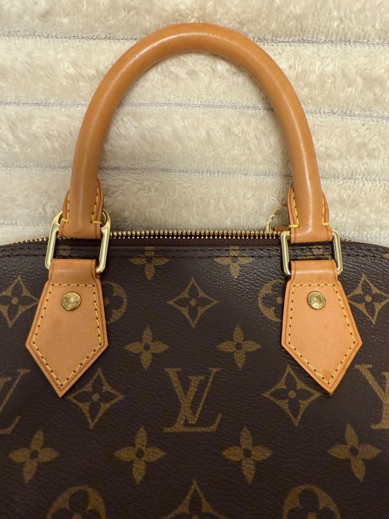 ルイヴィトン アルマ （ブランドバッグ）の商品画像 - 査定依頼日：2025年6月28日 - 最高査定価格：70,000円