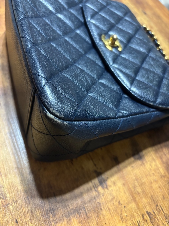 CHANEL シャネル マトラッセ キャビアスキン ゴールド金具 ショルダーバッグ（ブランドバッグ）の商品画像 - 査定依頼日：2026年7月31日 - 最高査定価格：350,000円