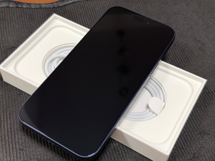 A3525（スマホ）の商品画像 - 査定依頼日：2026年9月19日 - 最高査定価格：167,000円