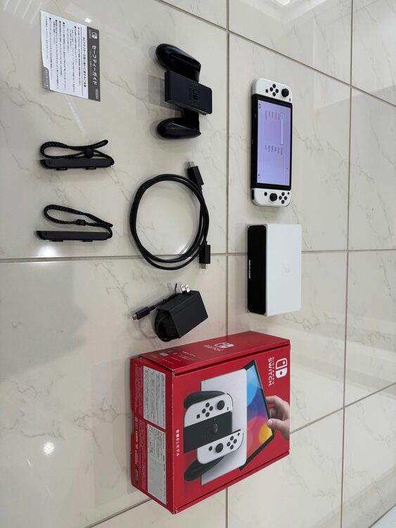 スイッチ有機ELモデル（ゲーム機本体・ゲームソフト）の商品画像 - 査定依頼日：2025年8月6日 - 最高査定価格：12,000円