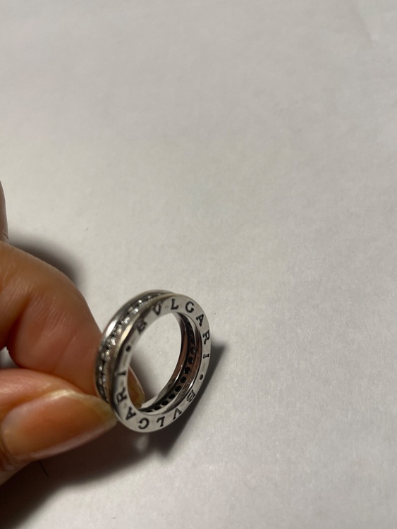 ブルガリ　ビーゼロワン　プラチナ　ダイヤ（金・貴金属）の商品画像 - 査定依頼日：2025年10月26日 - 最高査定価格：140,000円