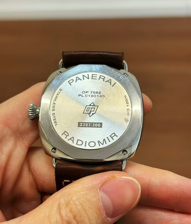 PAM01385（高級時計）の商品画像 - 査定依頼日：2025年4月7日 - 最高査定価格：705,000円